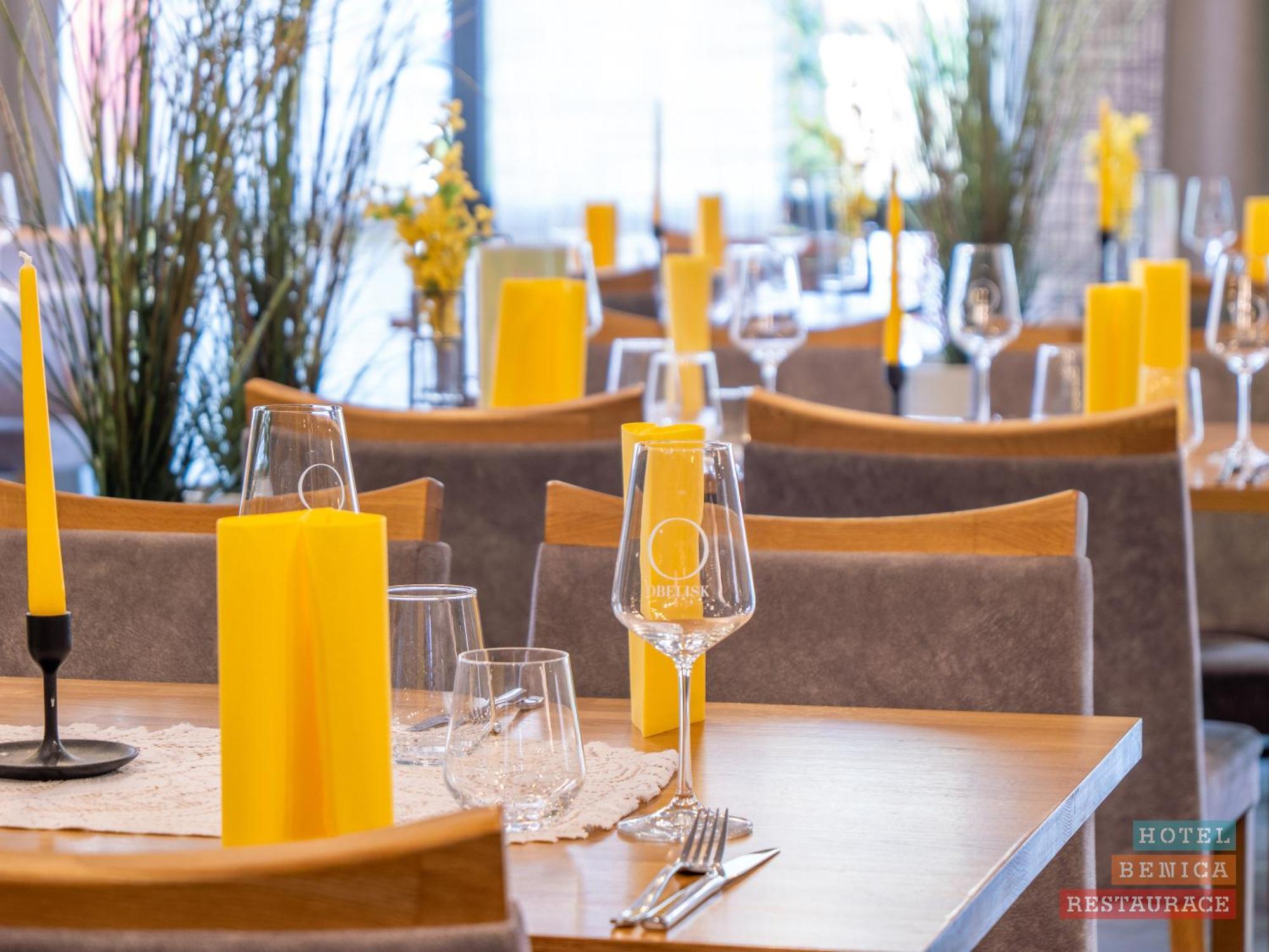 בנסוב Hotel Benica מראה חיצוני תמונה
